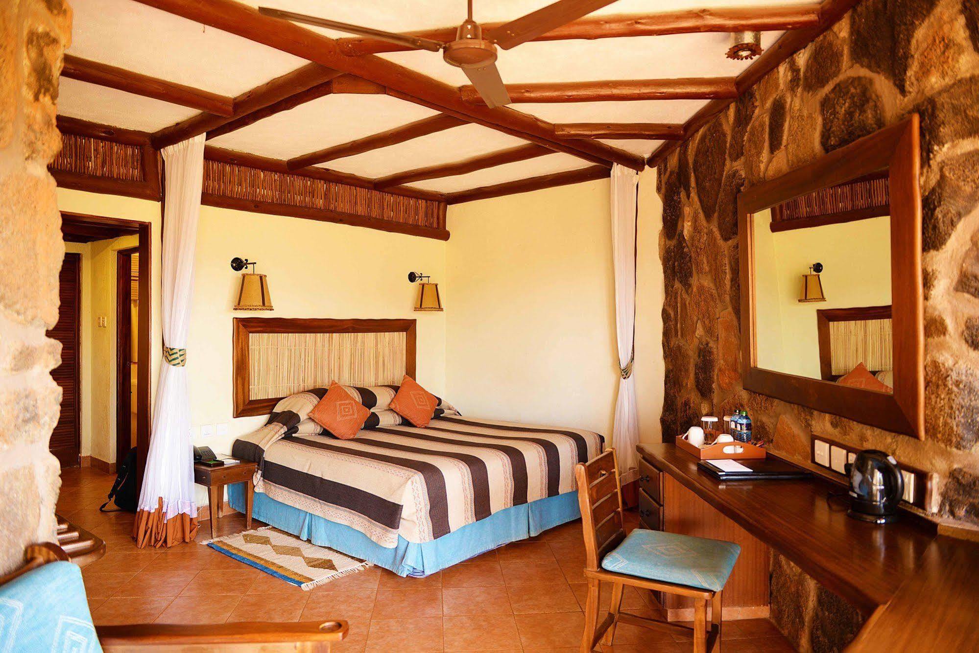 Tsavo Kilaguni Serena Safari Lodge מראה חיצוני תמונה